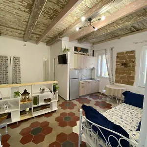 Couette-café Lu Bàtil -, Alghero